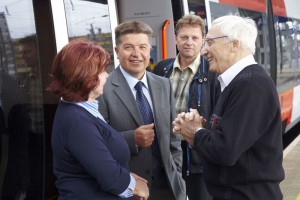 Verkehrs-Landesrat Reinhold Entholzer unterwegs mit der Almtalbahn