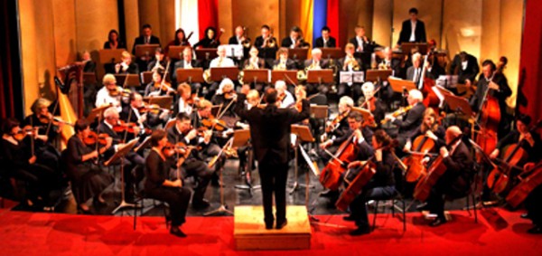 Neujahrskonzert mit Musikfreunde-Orchester in Gmunden