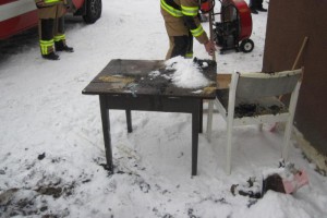 Ebensee: Brand mit Gartenschlauch gelöscht