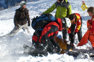 Snowboarder am Feuerkogel aus Doline gerettet | Symbolfoto: ÖAMTC
