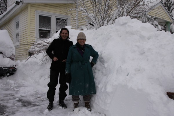 Schneesturm "Nemo" wütet über New York - Laakirchner schildert Blizzard-Lage