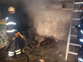 Um 01.49 Uhr wurden die Kameraden der Freiwilligen Feuerwehr Bad Ischl, zu einem Containerbrand in der Schulgasse, von der OÖ Landeswarnzentrale mittels Funkmeldeempfänger alarmiert.