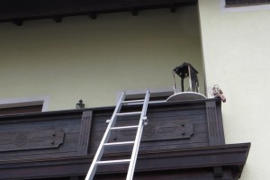 Laternenbrand löste Großeinsatz aus