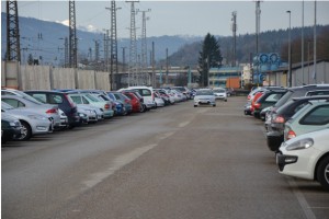 Parkplatz-Not am Bahnhof Attnang-Puchheim für Pendler nicht länger tragbar