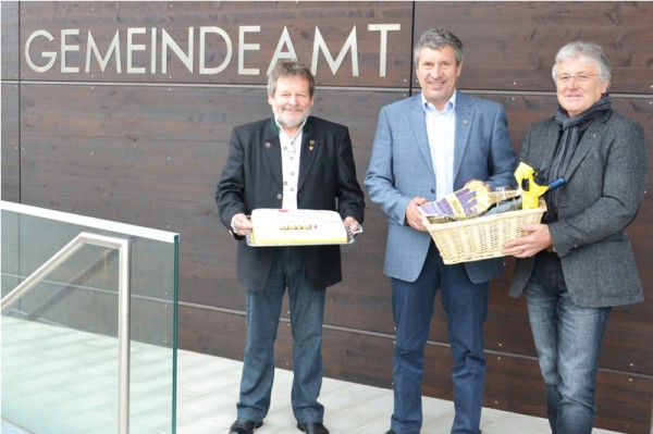 ÖVP-Bezirkspartei gratuliert Bürgermeister Johann Forstinger zum Amtsjubiläum