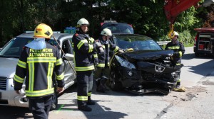 Altmünster: zwei Verletzte bei Unfall auf der Großalmlandesstraße