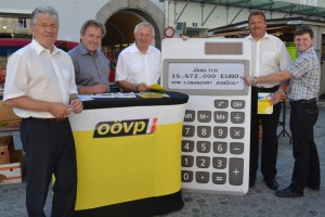 ÖAAB & ÖVP am Vöcklabrucker Wochenmarkt - Aktueller Schwerpunkt "Arbeitnehmer-Veranlagung"