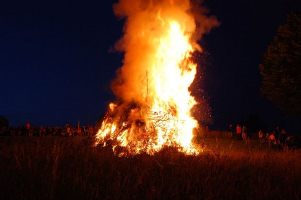 Sonnwendfeuer in Altmünster