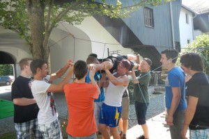 UPM Lehrlinge beim Sicherheitstraining