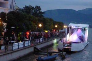 Gmunden: mobile Seebühne feiert erflogreiche Premiere