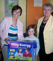 Energie-Experimentierkoffer für VS Oberhofen - TZ Mondseeland unterstützt nachhaltige Bildung