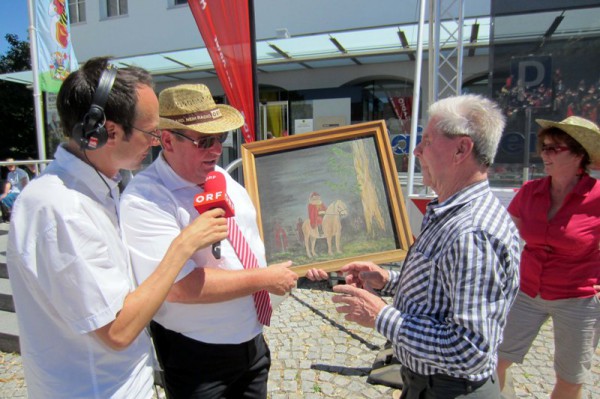 Frankenburger Maler übergab ein Bild an die Würfelspielgemeinde