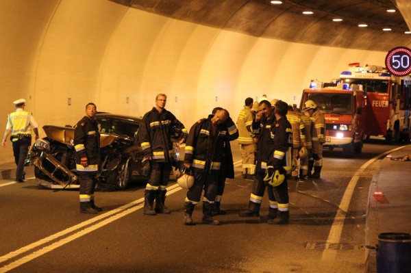 Hoher Sachschaden bei Unfall im Sonnsteintunnel