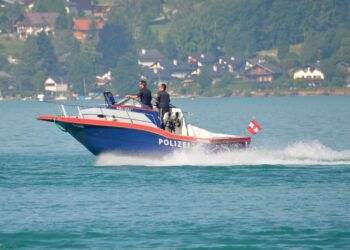 Mondsee: Polizei rettete zwei Schüler aus Seenot