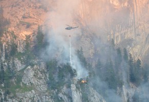 Steinbach: Feuerwehr bei Waldbrand-Nachlöscharbeiten im Einsatz