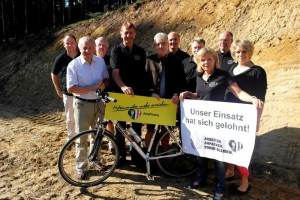 Radweg nach Ampflwang wird gebaut