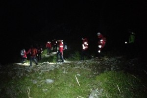 Gosau: zwei Wanderer vom Hirlatz gerettet - mit Routenbeschreibung aus Internet verirrt