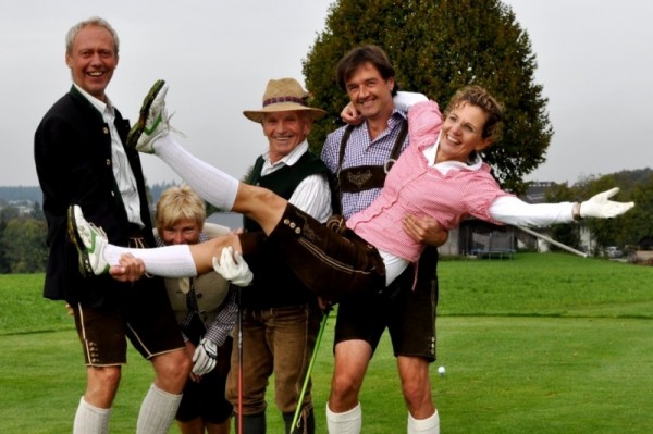 Dirndl- & Bua-Golftrophy in Kirchham