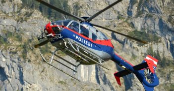 Polizeihubschrauber rettet aus alpiner Notlage Polizeihubschrauber im Einsatz | Foto: Wolfgang Spitzbart