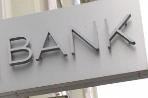 480.000 Euro veruntreut - Bankmitarbeiterin (28) entlassen