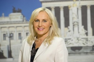 Angelika Winzig neue VP-Berufsausbildungssprecherin