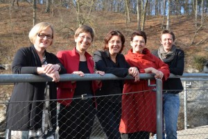 350 Frauen feiern und befeuern den Int. Frauentag in Steyrermühl