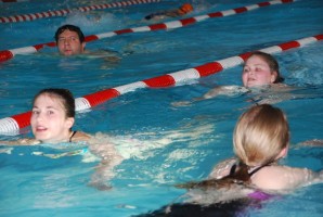 Lebenshilfe OÖ, Scheckübergabe 12h Raiffeisenbank