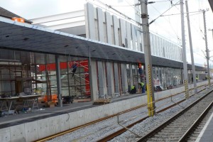 "Frühlingseinkehr" beim Bahnhofsneubau Attnang-Puchheim