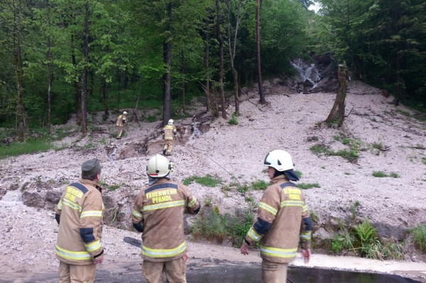 Bad Ischl: in Haidensiedlung traten Bäche über die Ufer