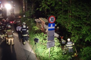 Bad Ischl: Traktorgespann stürzte über Böschung