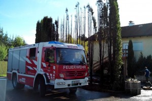 Pinsdorf: Heckenbrand rasch gelöscht