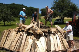 Köhlerbrennen in der Gemeinde Ottnang
