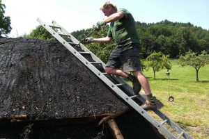 Köhlerbrennen in der Gemeinde Ottnang