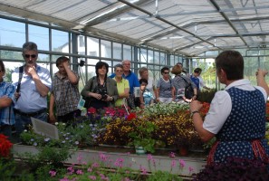 OÖVP Frauen E_ Gartenführung 3