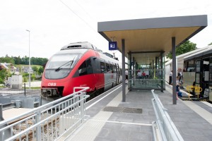 Feierliche Eröffnung der neuen ÖBB-Haltestelle Kammer-Schörfling