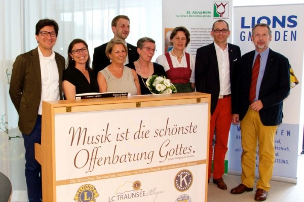 Piano für das Gmundner St. Josef Haus