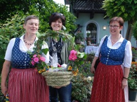 ÖVP Frauen E_ Dank an Fr_ Schützenhofer 4