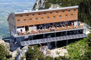 Neueröffnung des Naturfreundehauses am Traunstein mit über 300 Besuchern gefeiert