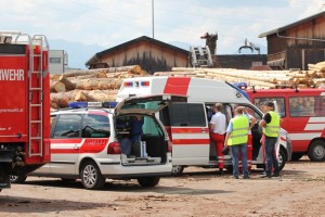 Kanalarbeiter bei Reinigungsarbeiten schwer verletzt