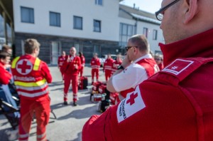 Rot Kreuz Sanitäter auf Herz & Nieren geprüft - erfreuliche Prüfungsergebnisse