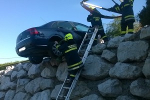 Oberfeldstraße KFZ Bergung 17.09 (11)