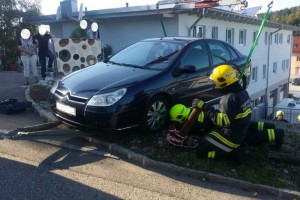 Oberfeldstraße KFZ Bergung 17.09 (7)