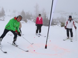 Schigolf WM 2015 - Flight bei den 4 Spielbahnen auf der Piste