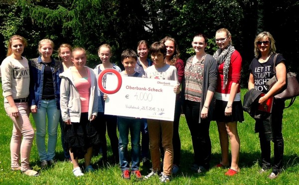 Katrin Poelzl, Stefanie Poelzl, Bianca Gerlach, Johanna Gerlach, Viktoria Katherl, Dominik und sein Bruder, Nadja Peherstorfer, Marion Sailer, Victoria Ennser, Martina Stafflinger und Silvia Koller