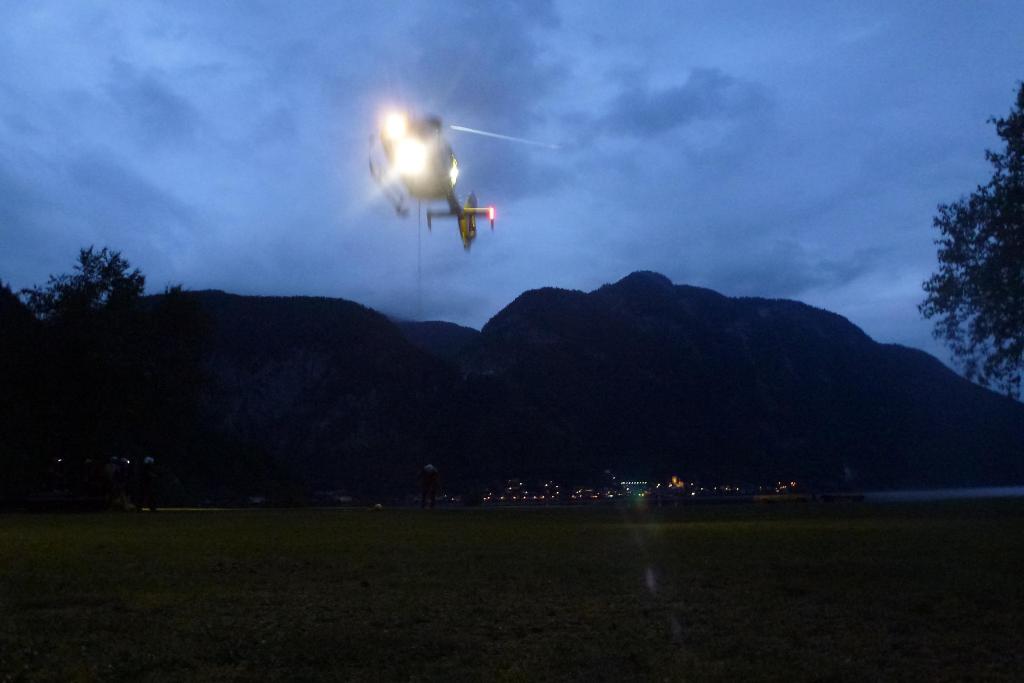Kletterin durch Hubschrauber-Crew gerettet