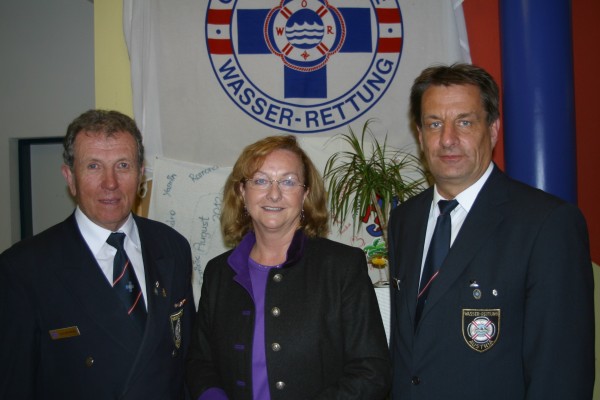 vlnr: Präsident Leichtfried, Mag. Dr. Fekter, Landesleiter Dr. Berger