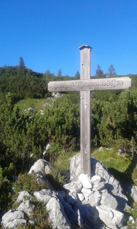 Hüttenkreuz-SarsteinObertraun_Perstl