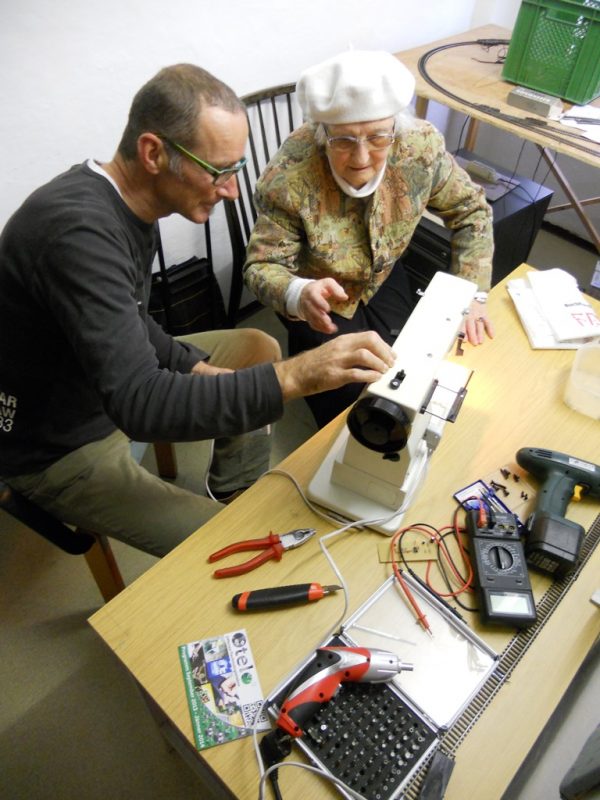 repair-cafe-naehmaschine