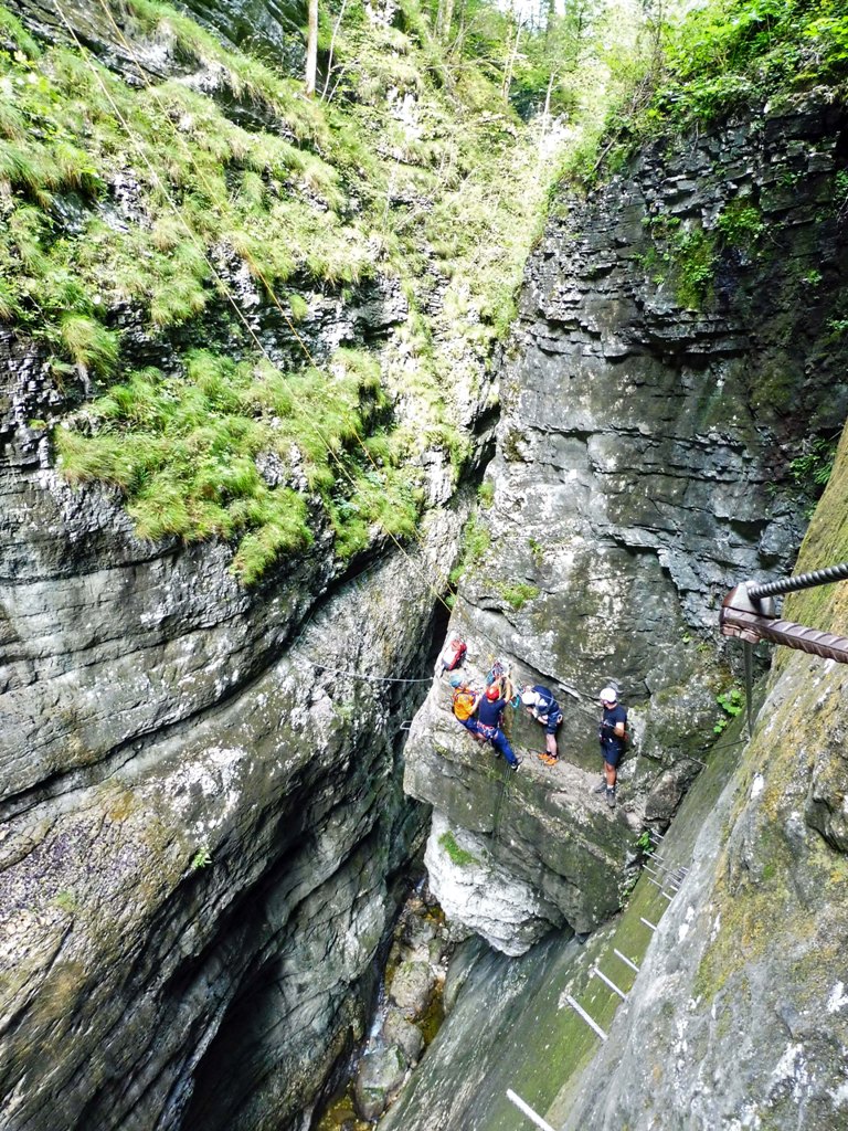 Schwierige Bergung aus dem Postalmklettersteig