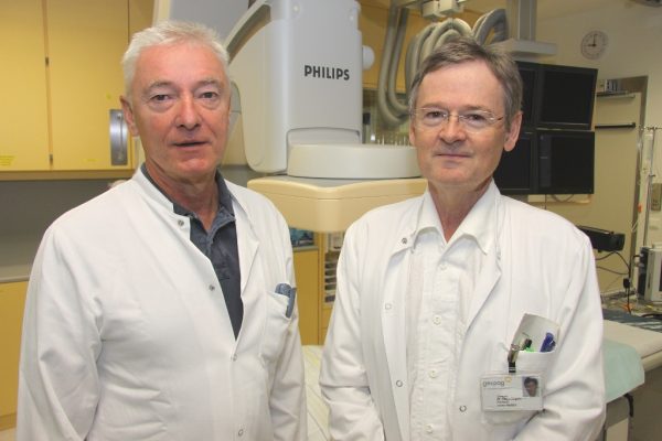 Prim. Dr. Ludwig Bichler und OA Dr. Klaus Bogner – zwei Experten in der Behandlung von Leberkrebs. Bildquelle: gespag